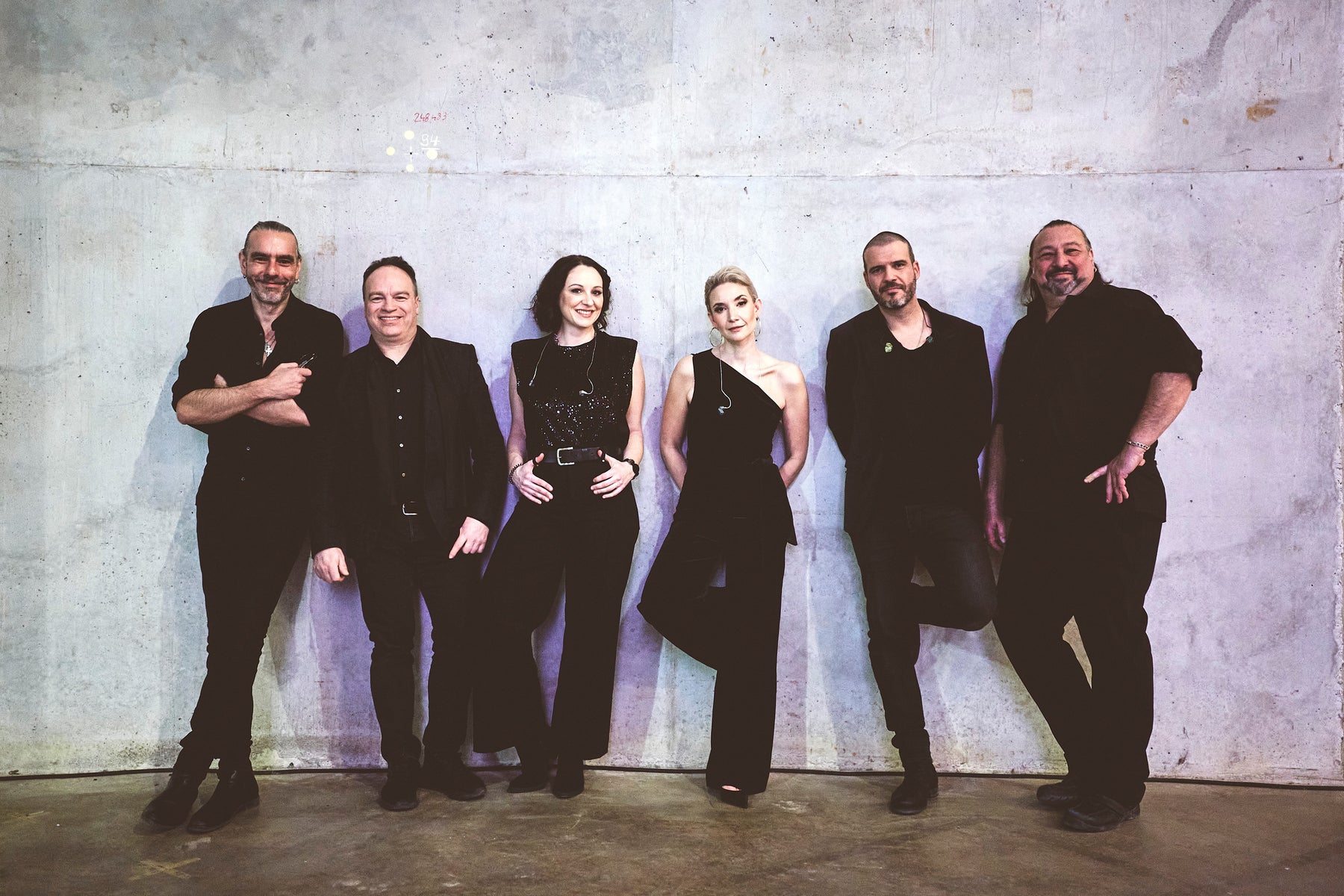 Lembergerland Unplugged - Lines mit "Feelosophies" | Sa. 12.07.2025